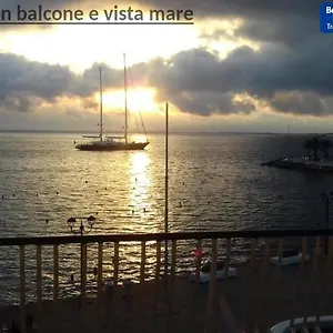  Ferienhaus Ampio Monolocale Con Balcone Fronte Mare